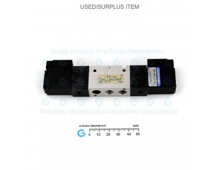 Koganei Solenoid Valve 3 Positions double solenoid 24V 183-4E2-13-PLL